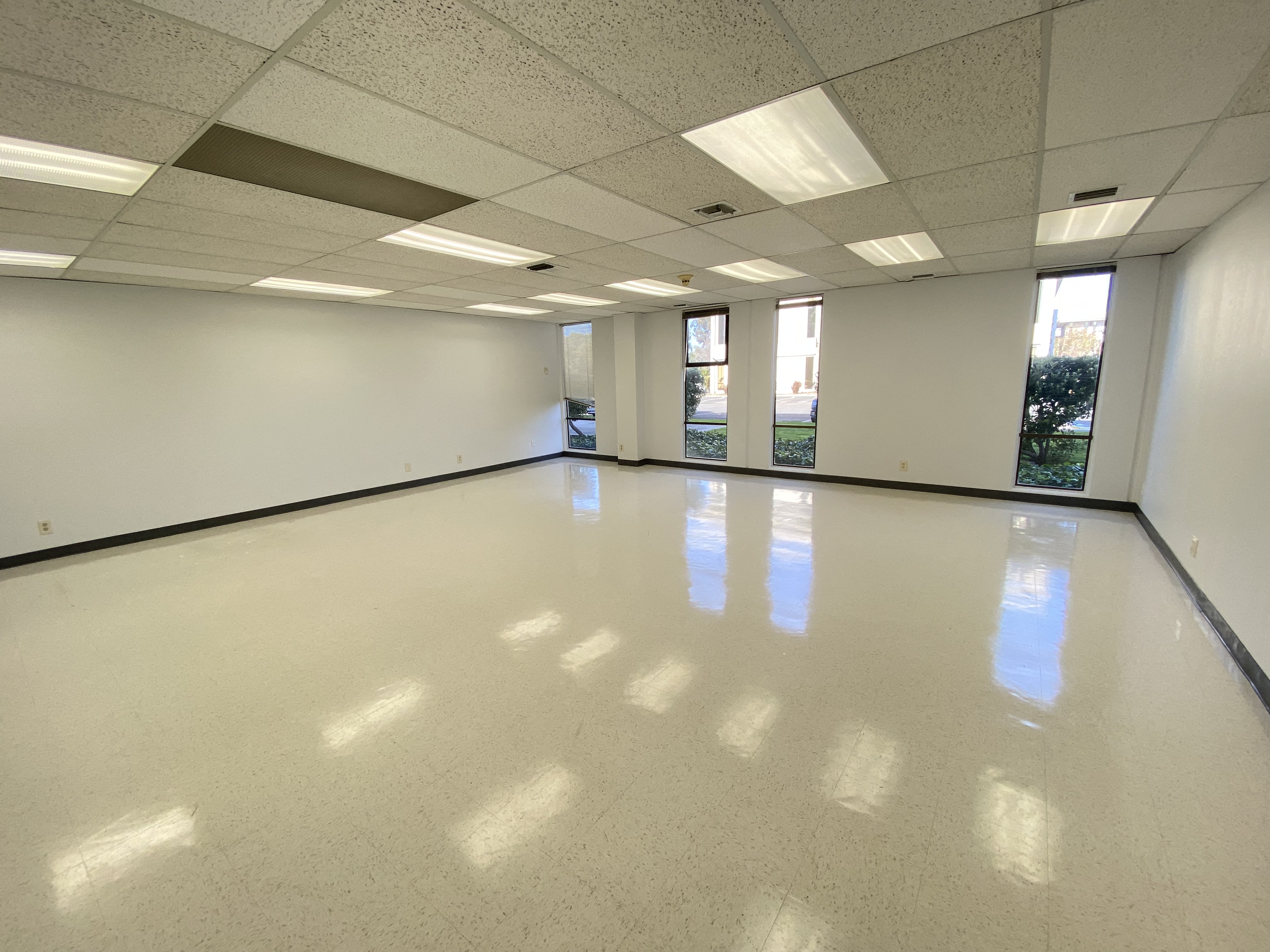 2,422 SF Office Space in San Mateo, CA Photo